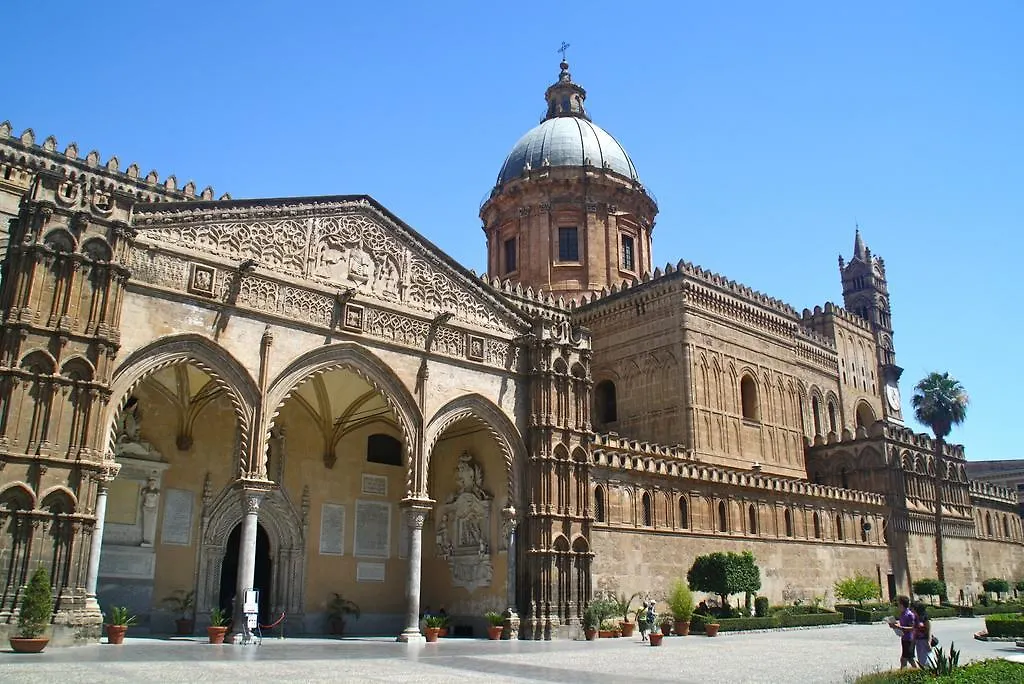 Båthotell Azimut 46 Hotell Palermo