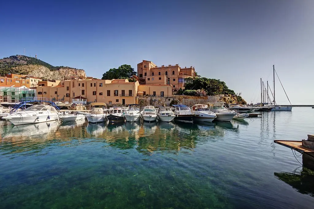 Azimut 46 Hotel Palermo